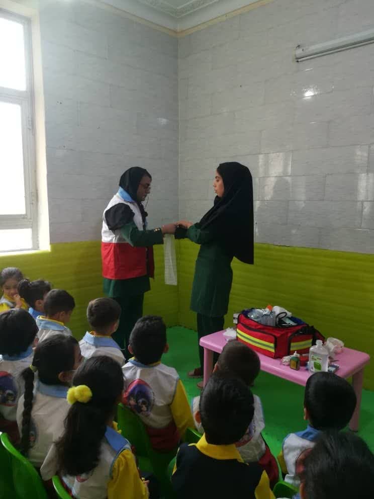 کودکستان غیردولتی دانشمندان کوچک