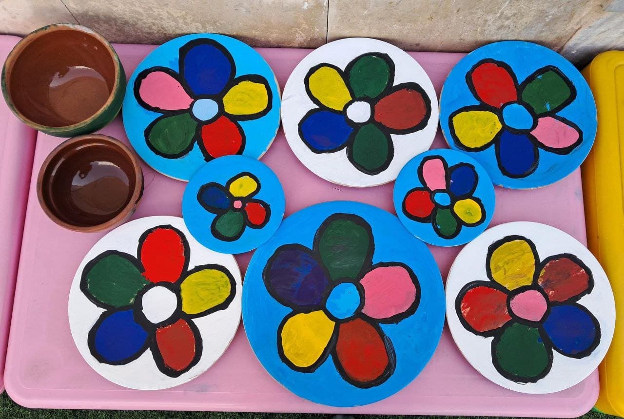رنگ آمیزی روی سفال